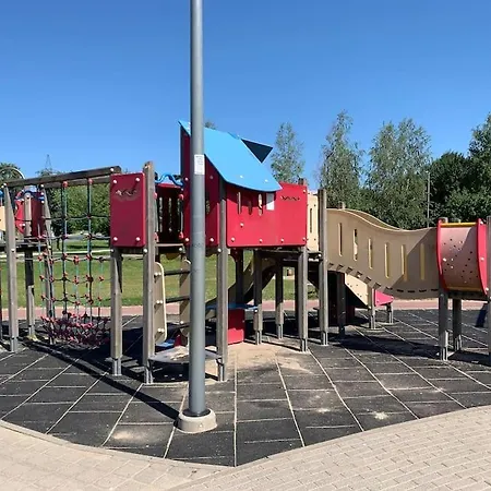 公寓 Song Festival 5-10 Minutes From Airport, Bus Station, Festival Area 塔林