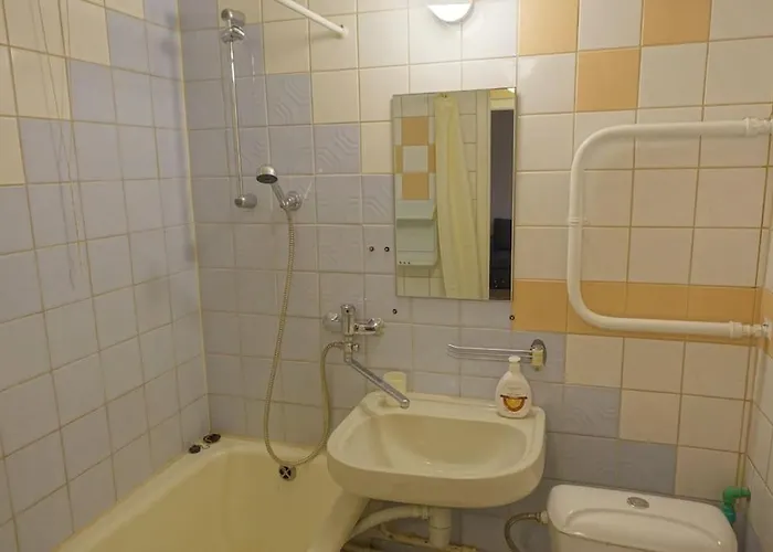 Apartment Song Festival 5-10 Minutes From Airport, Bus Station, Festival Area